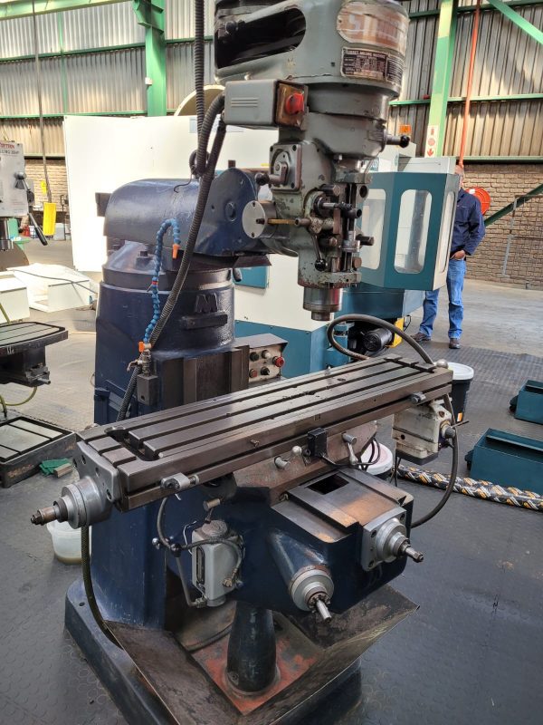 Standard Turret Mill Model 2M R8 Spindle